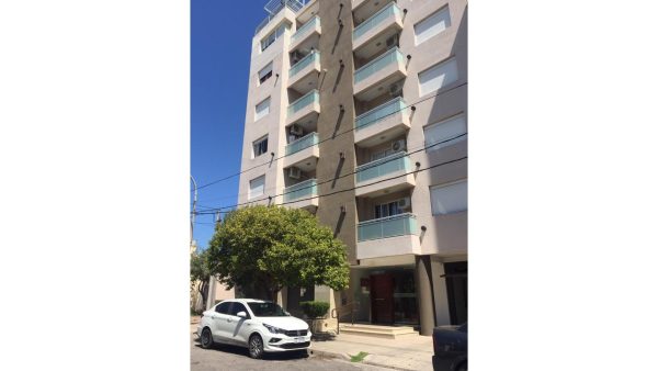 Pasaje Juan Llerena  4°  - U$D 150.000 - Departamento en Venta